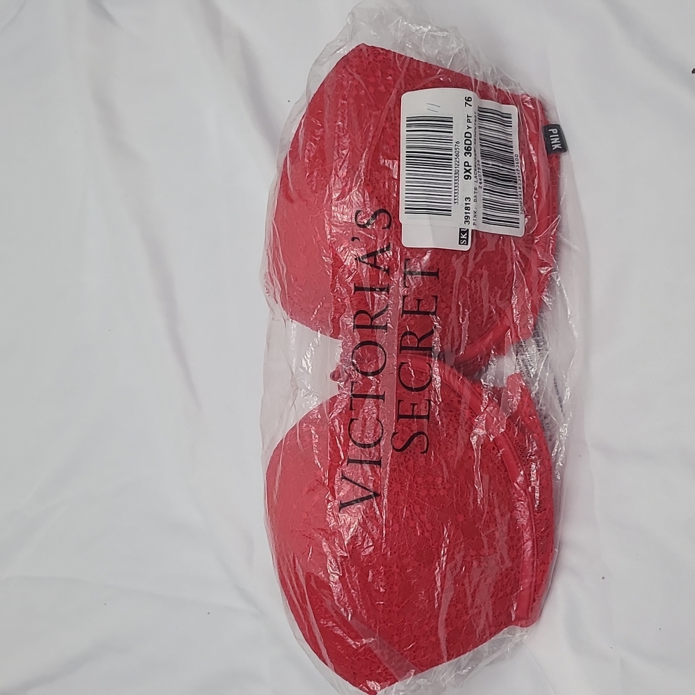 36DD | Victoria's Secret | Lace Super Pushup | Red